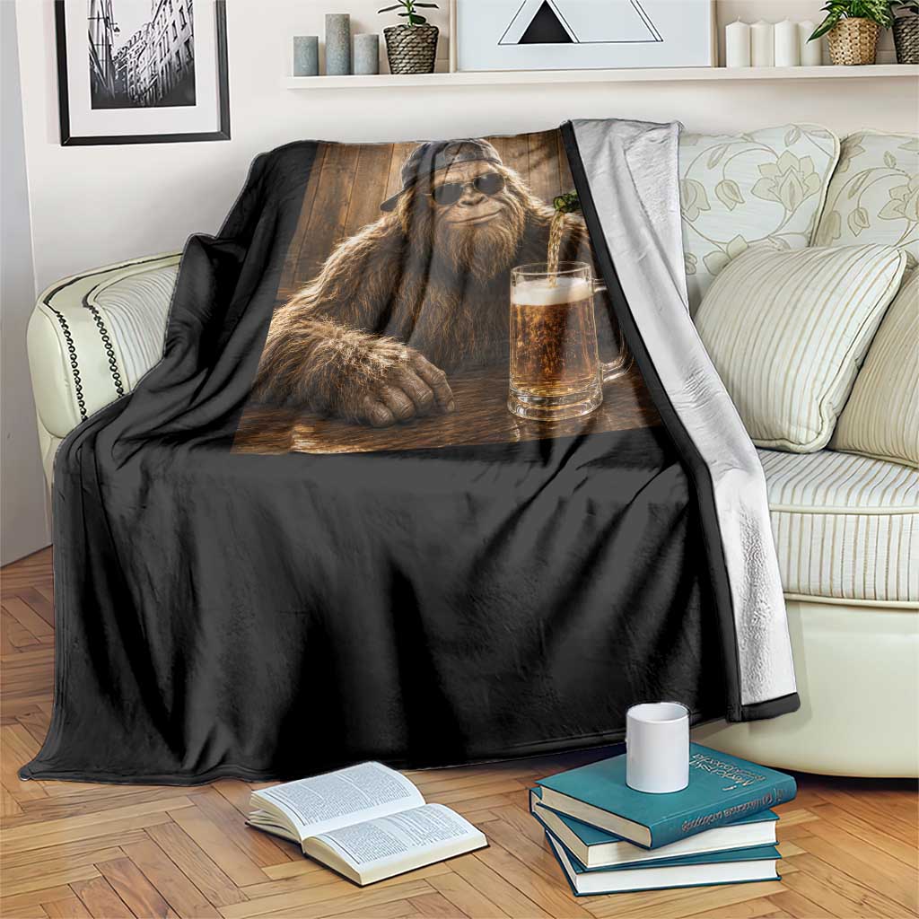 Funny Bigfoot Drinking Beer Throw Blanket Vintage Cool Sunglasses Sasquatch Pub Graphic
