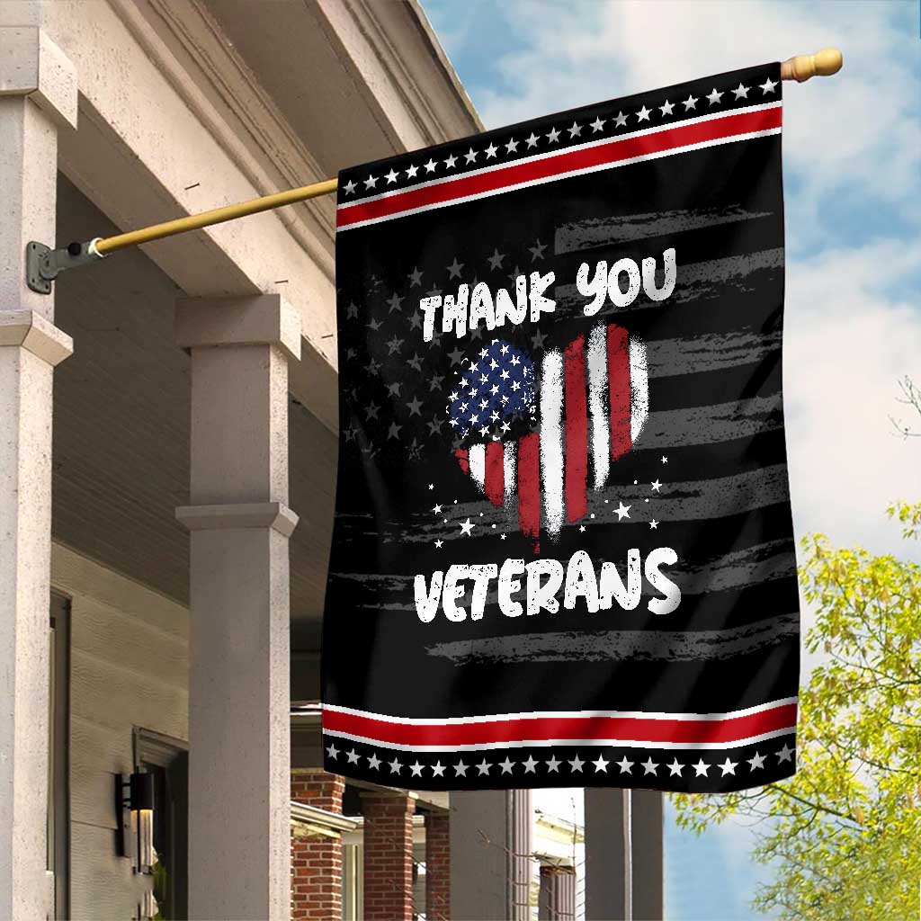 Thank You Veterans Garden Flag Patriotic Veterans Day Grunge USA Flag Heart