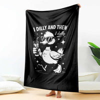 I Dilly And Then I Dally Throw Blanket Retro Duck Funny Animal Meme