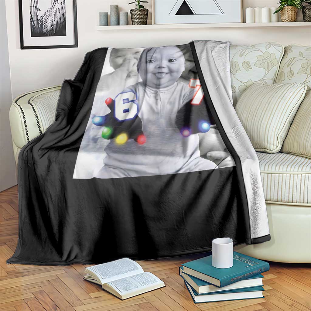 Gloving Niche 67 Ai Baby Meme Throw Blanket Six Seven Hand Funny Laughing Baby