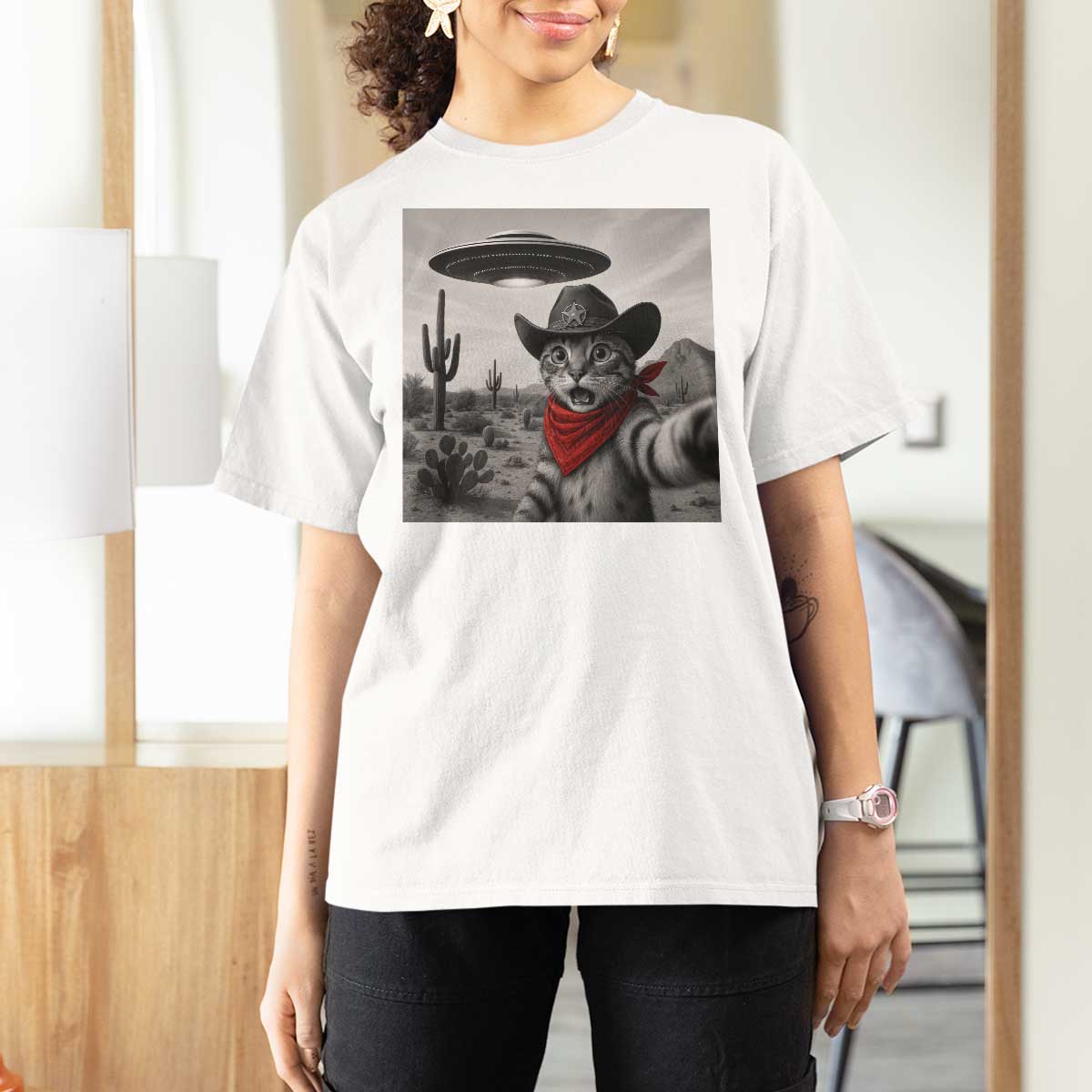 Vintage UFO Cowboy Cat T Shirt For Women Retro 90s Western Rodeo Kitten Cat Selfie With Alien UFO - Wonder Print Shop