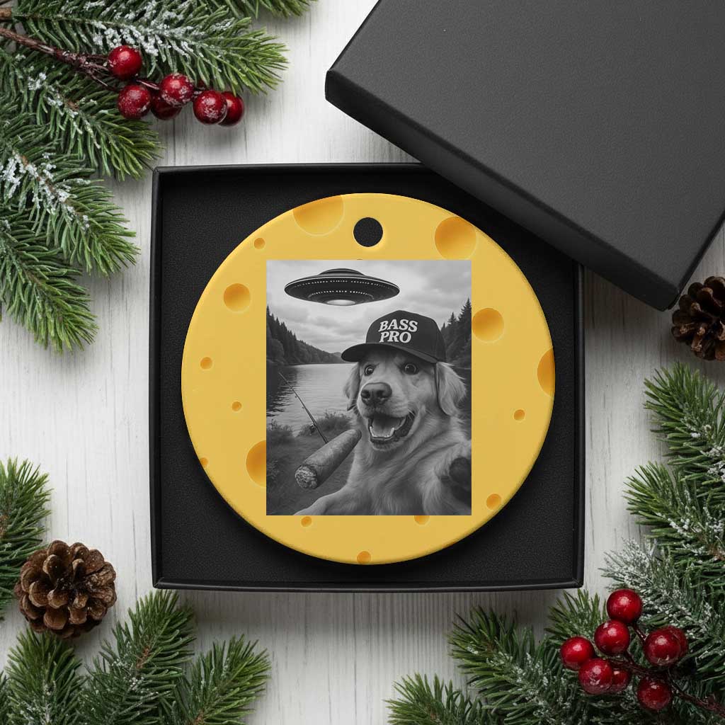 Dog Selfie With Alien UFO Ceramic Ornament Funny Fishing Golden Retriever Smoking Dog Lover - Wonder Print Shop