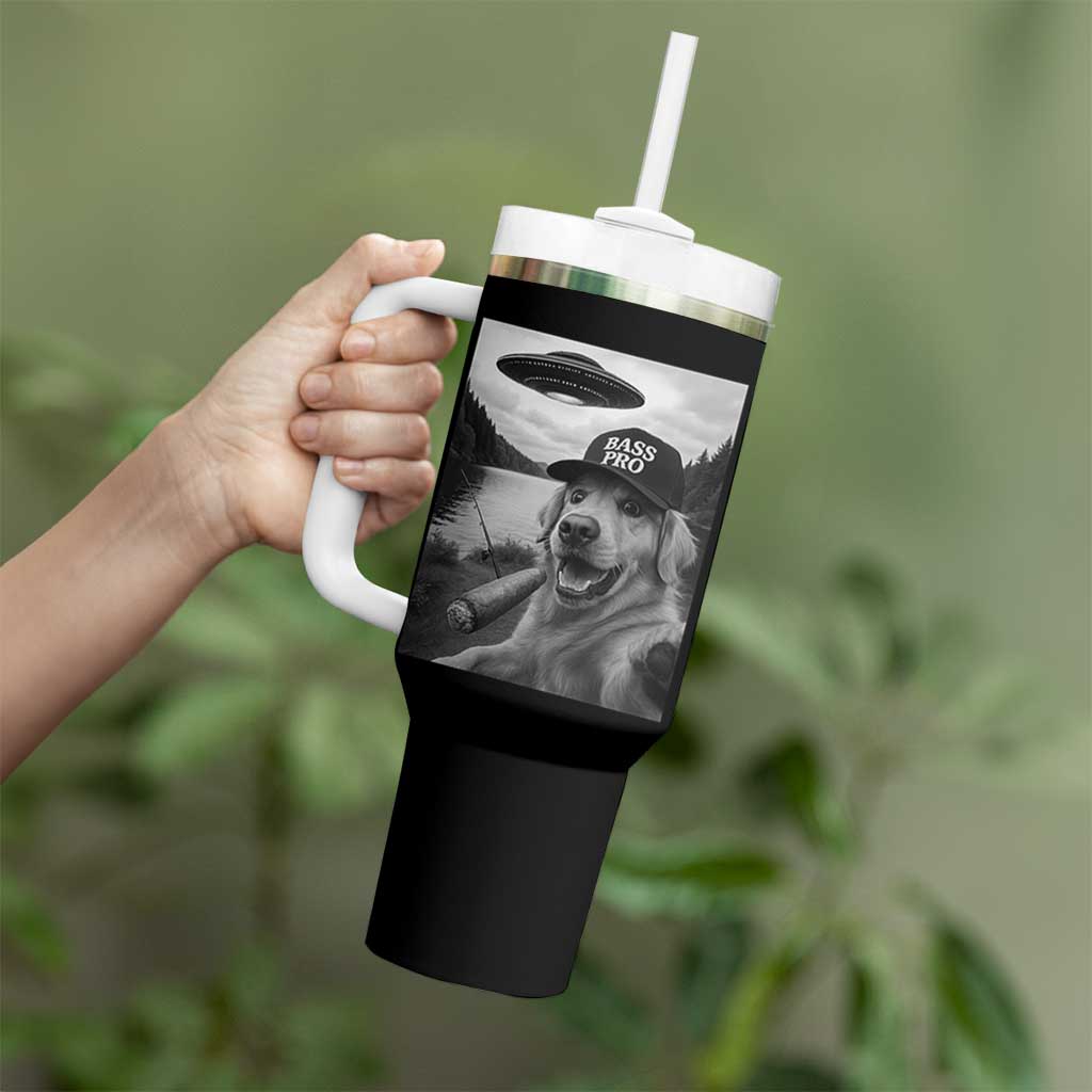 Dog Selfie With Alien UFO Tumbler With Handle Funny Fishing Golden Retriever Smoking Dog Lover - Wonder Print Shop