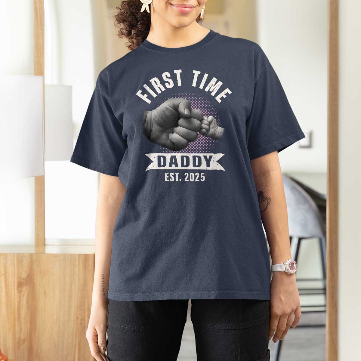 Girl Dad Est. 2025 T Shirt For Women Fist Time Daddy To Be