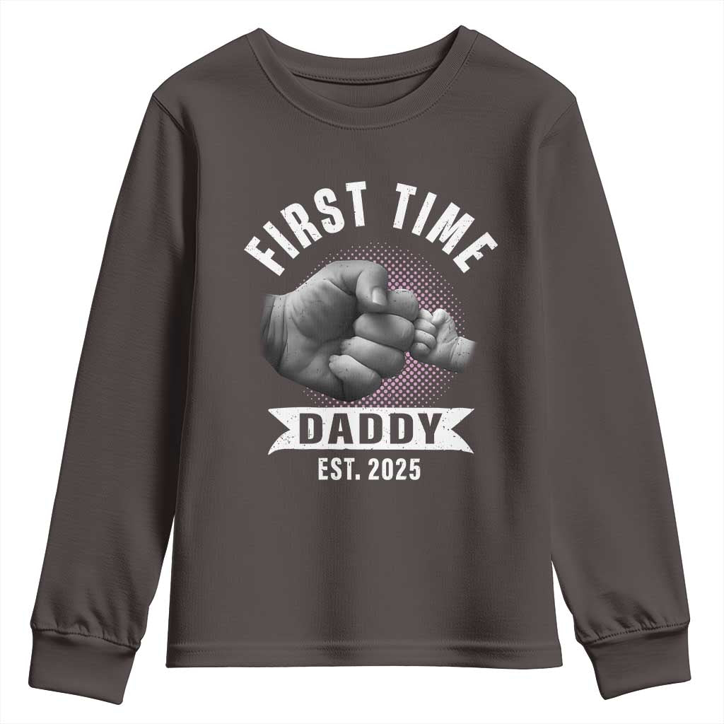 Girl Dad Est. 2025 Youth Sweatshirt Fist Time Daddy To Be