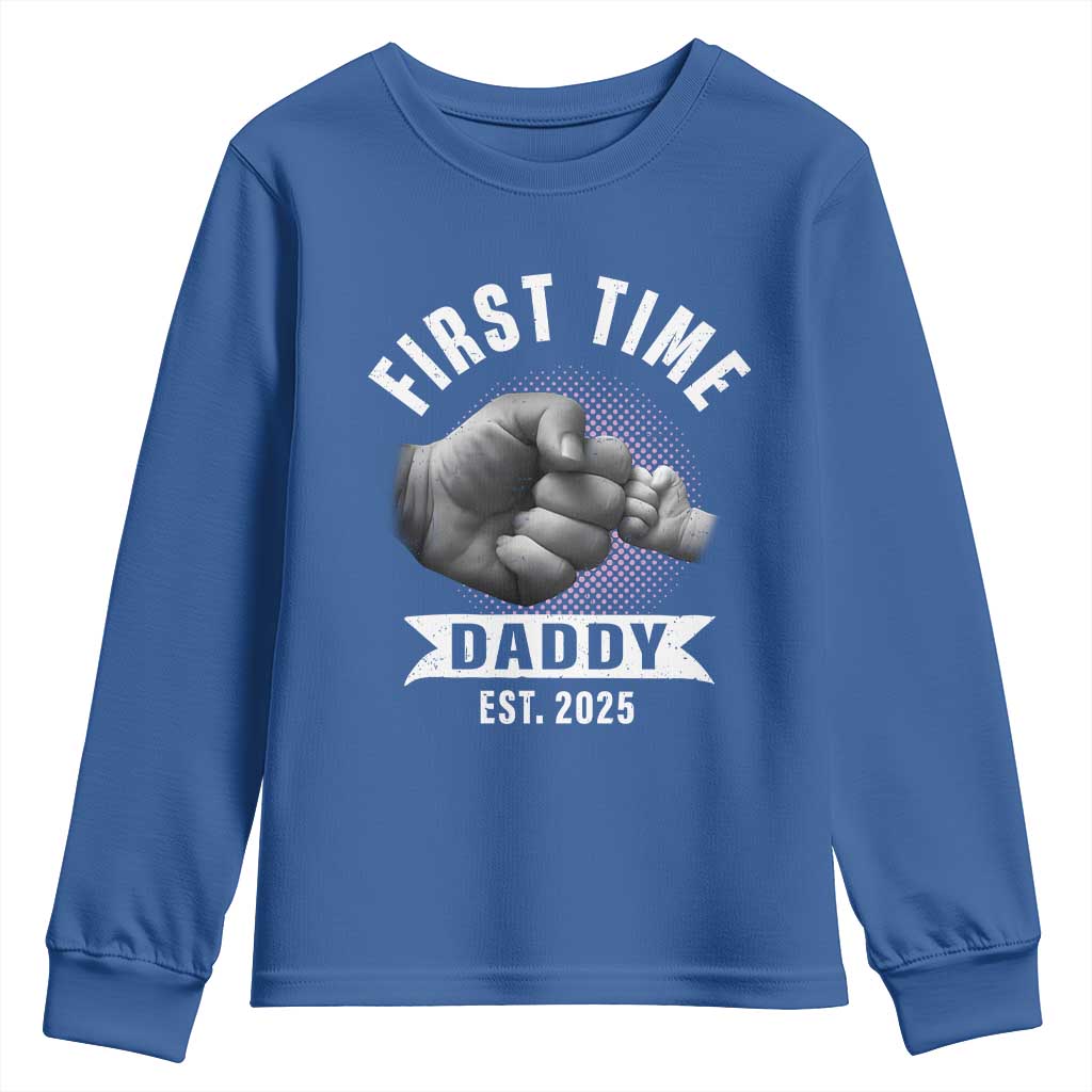 Girl Dad Est. 2025 Youth Sweatshirt Fist Time Daddy To Be