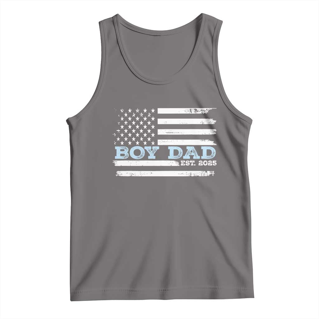 Boy Dad Est 2025 Tank Top Daddy Of Newborn Baby Boy First Fathers Day USA Flag