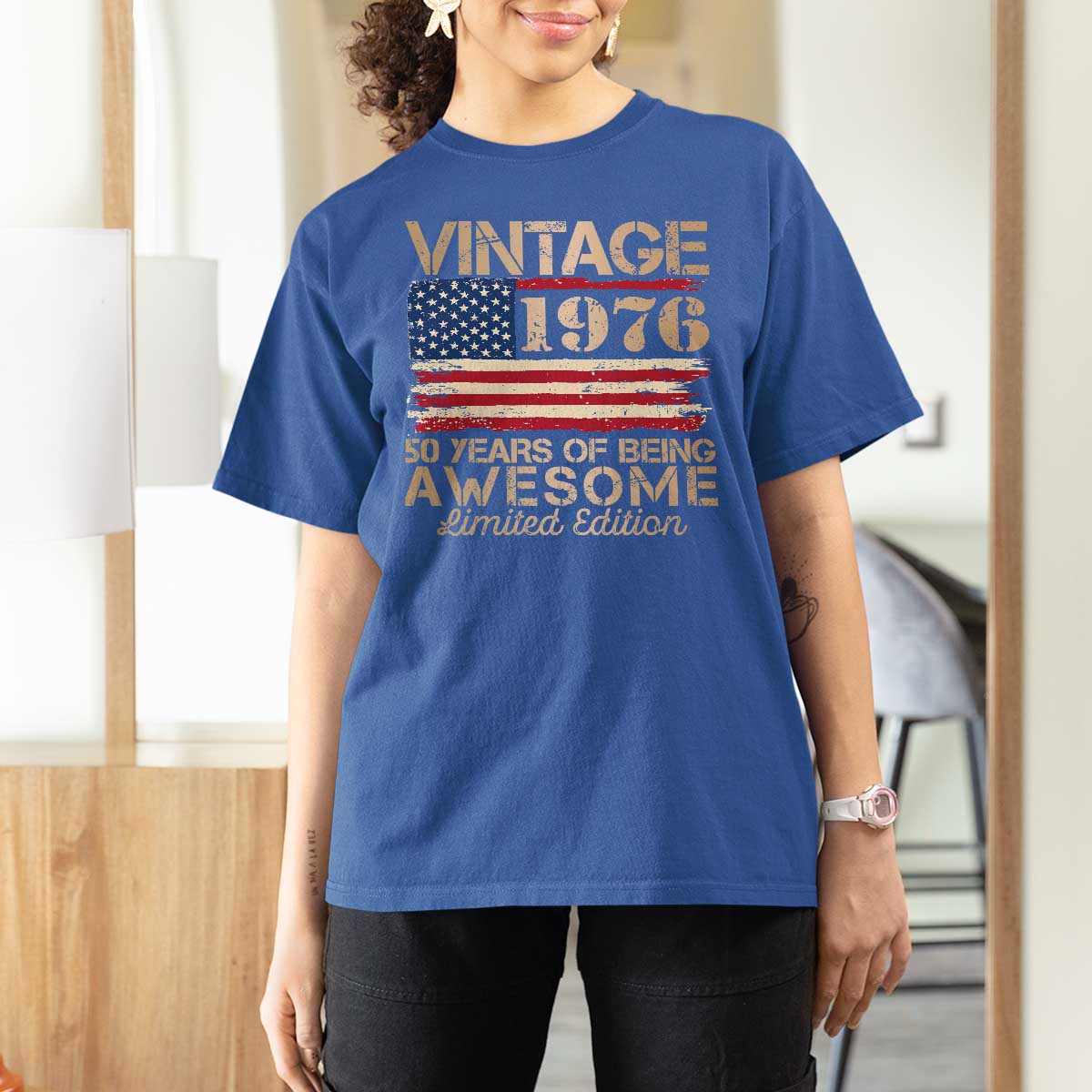 Vintage 1976 Birthday T Shirt For Women 50 Years Of Being Awesome USA Flag