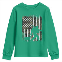 Bigfoot Deer Hunting Youth Sweatshirt Camo US Flag Deer Elk Buck Hunting Hunter Dad