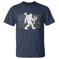 Bow Hunting Archer Bigfoot T Shirt Sasquatch Camo US Flag Hunter Dad