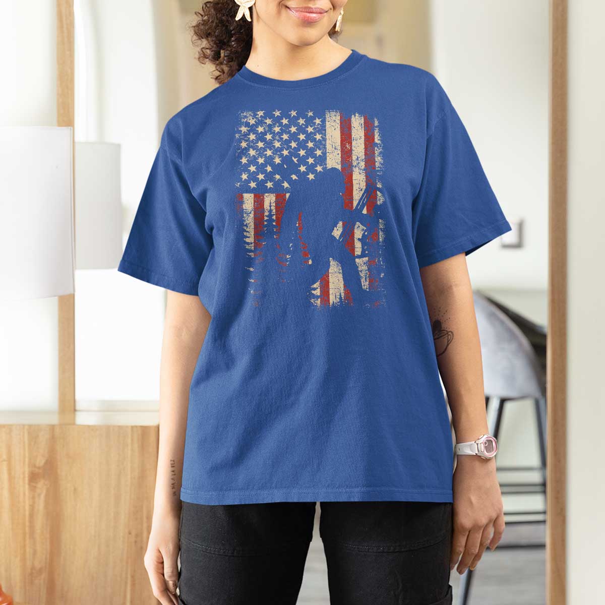 Bow Hunting Bigfoot America Flag T Shirt For Women Patriotic Sasquatch With Archer Hunter Dad