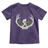 Bigfoot Gun Owner Toddler T Shirt Retro Deer Hunting Sasquatch Hunter Dad