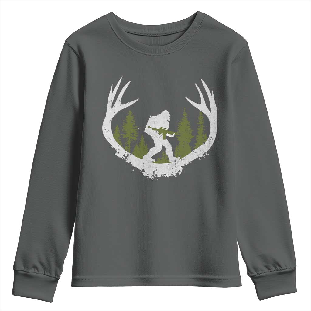 Bigfoot Gun Owner Youth Sweatshirt Retro Deer Hunting Sasquatch Hunter Dad
