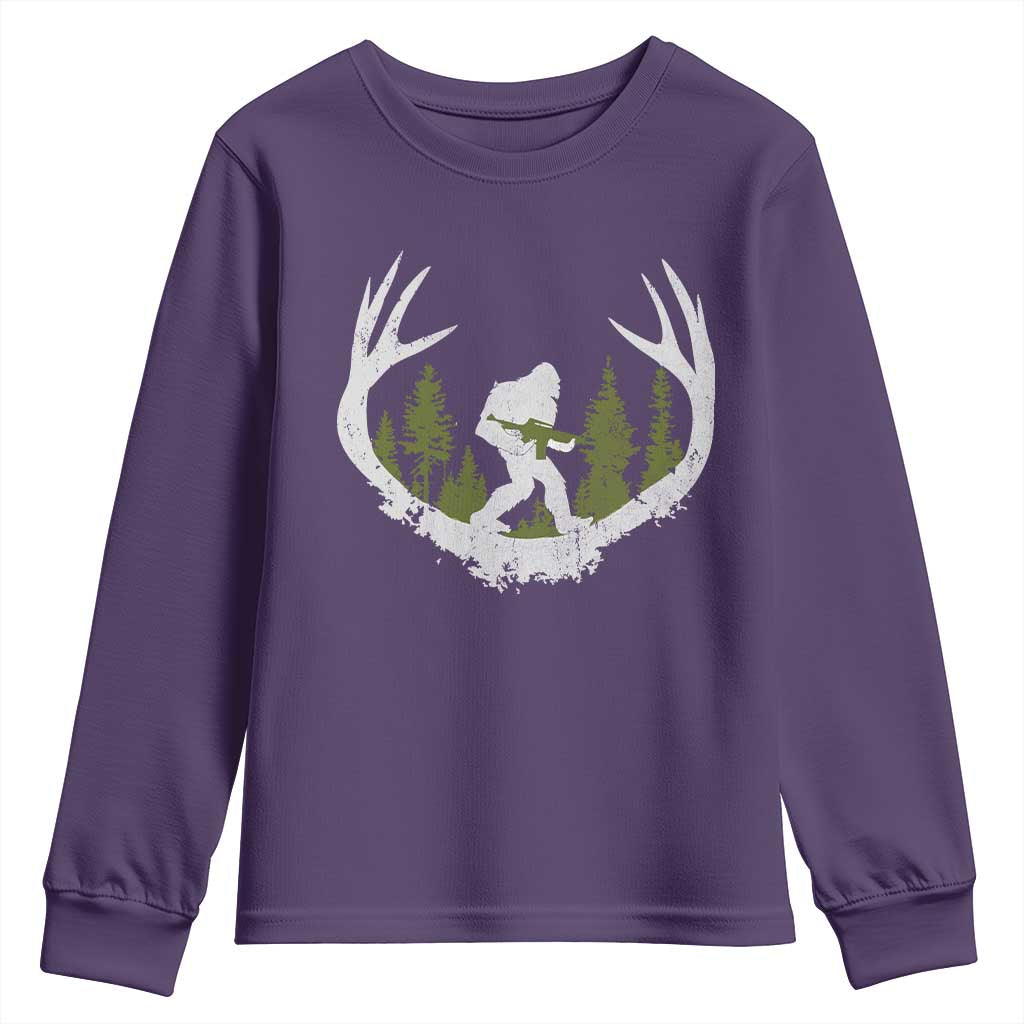 Bigfoot Gun Owner Youth Sweatshirt Retro Deer Hunting Sasquatch Hunter Dad