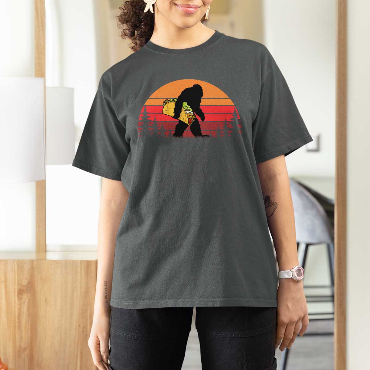 Retro Bigfoot Taco T Shirt For Women Funny Cinco de Mayo Sasquatch Lovers