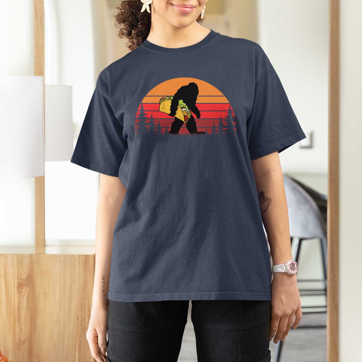 Retro Bigfoot Taco T Shirt For Women Funny Cinco de Mayo Sasquatch Lovers