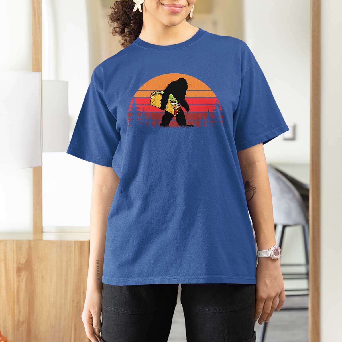 Retro Bigfoot Taco T Shirt For Women Funny Cinco de Mayo Sasquatch Lovers