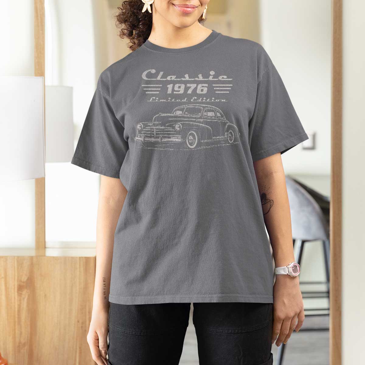 50th Birthday T Shirt For Women Vintage Retro Car Classic 1976 50 Year Old Gift