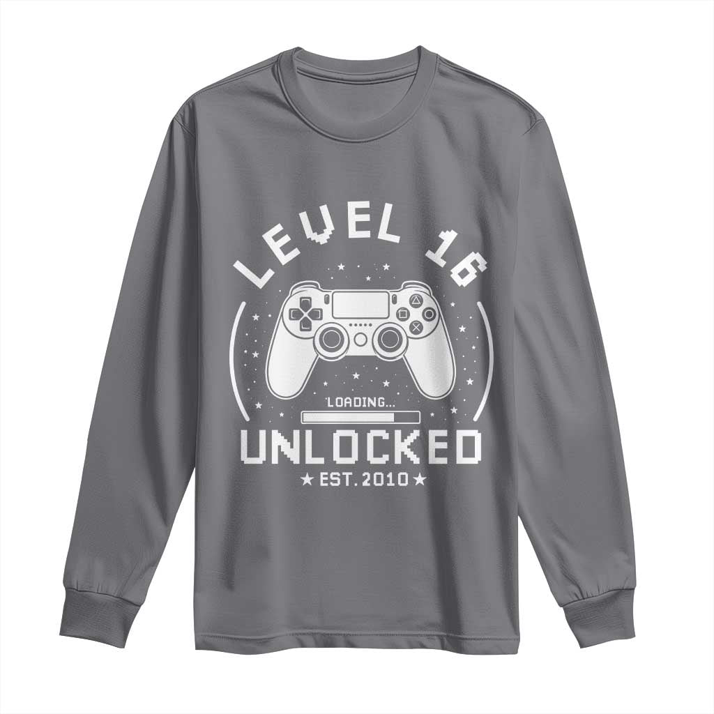 Level 16 Unlocked Video Gamer 16th Birthday Gift Long Sleeve Shirt Vintage 2010 16 Year Old Gift