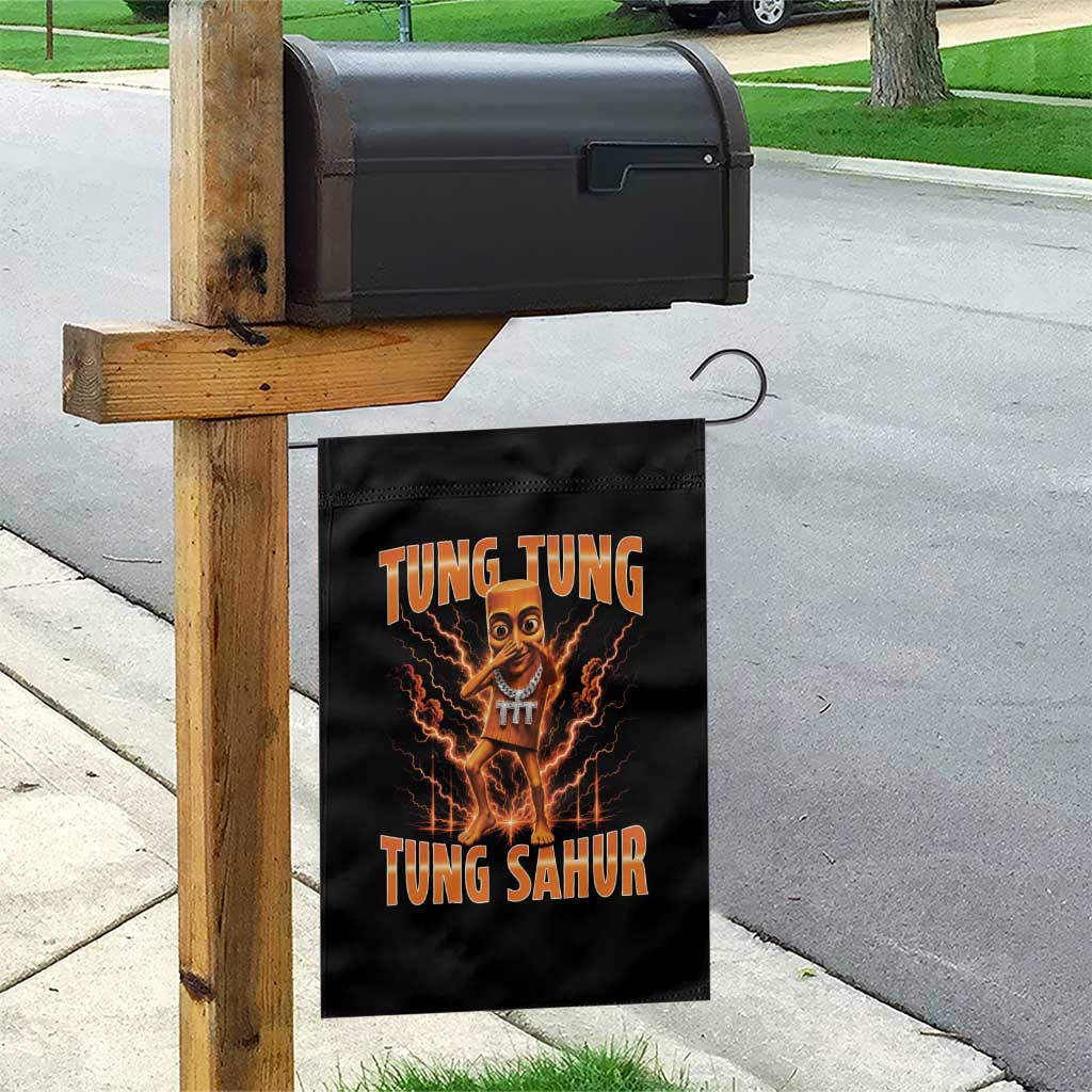 Tung Tung Tung Sahur is Calling Scuba Dance Meme Garden Flag Italian Brainrot