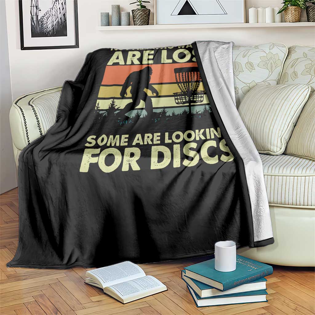 Funny Disc Golf Bigfoot Throw Blanket Vintage Sasquatch Sports Golfer Dad Frisbee - Wonder Print Shop