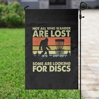 Funny Disc Golf Bigfoot Garden Flag Vintage Sasquatch Sports Golfer Dad Frisbee - Wonder Print Shop