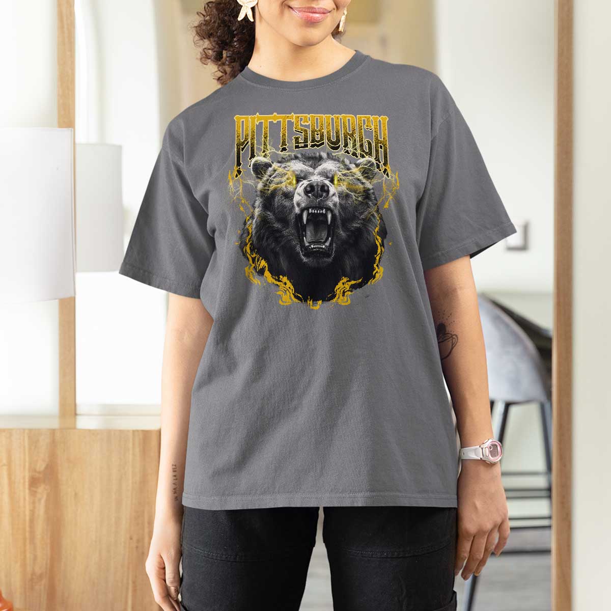 Vintage Pittsburgh T Shirt For Women Retro Sports Fan Wild Bear Mascot Streetwear Bootleg - Wonder Print Shop