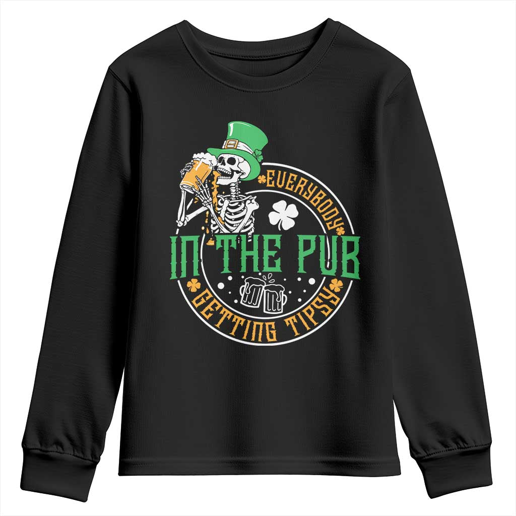 St Patricks Day Pub Youth Sweatshirt Everybody In The Pub Getting Tipsy