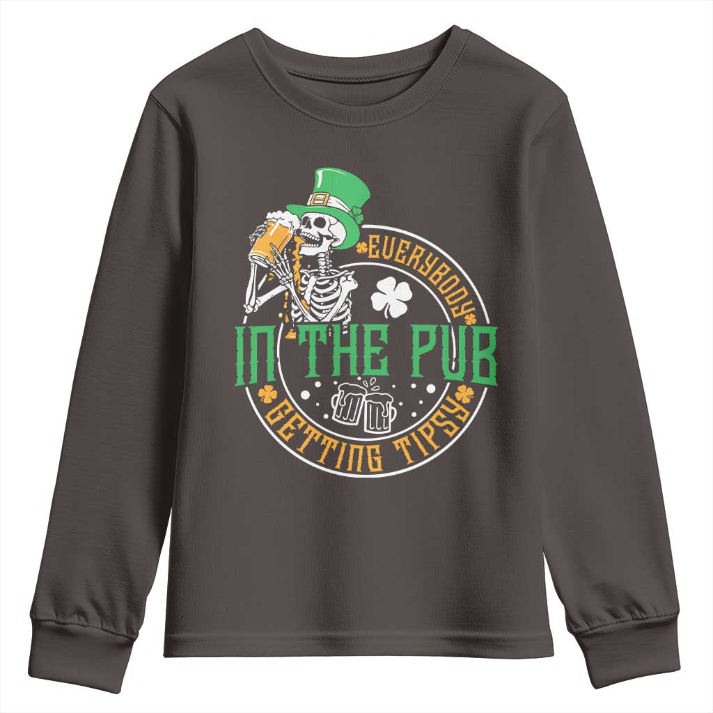 St Patricks Day Pub Youth Sweatshirt Everybody In The Pub Getting Tipsy