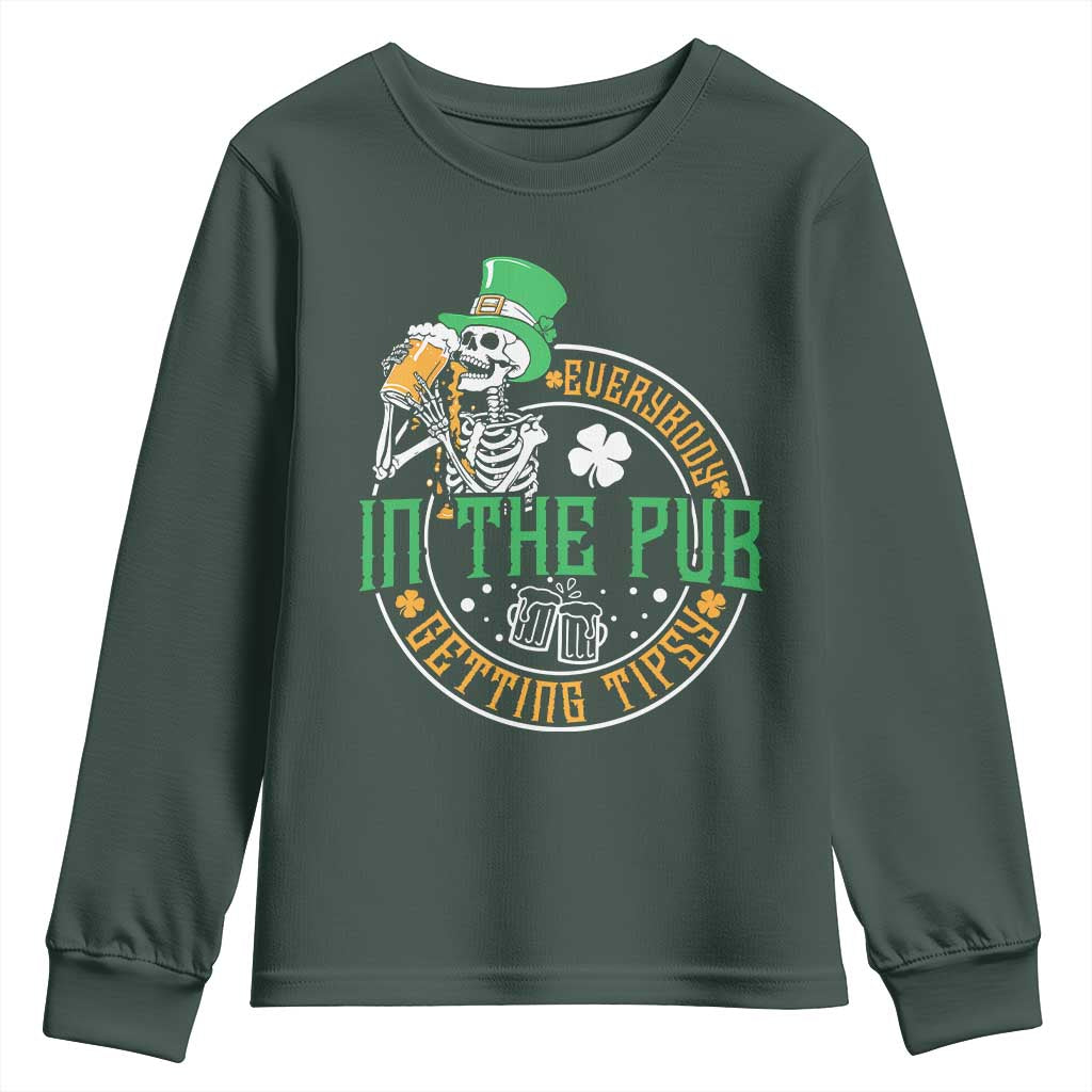 St Patricks Day Pub Youth Sweatshirt Everybody In The Pub Getting Tipsy