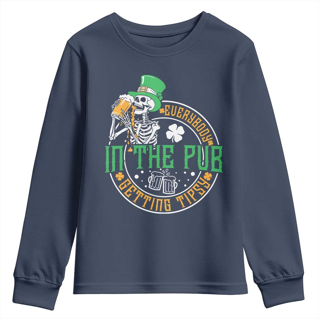 St Patricks Day Pub Youth Sweatshirt Everybody In The Pub Getting Tipsy