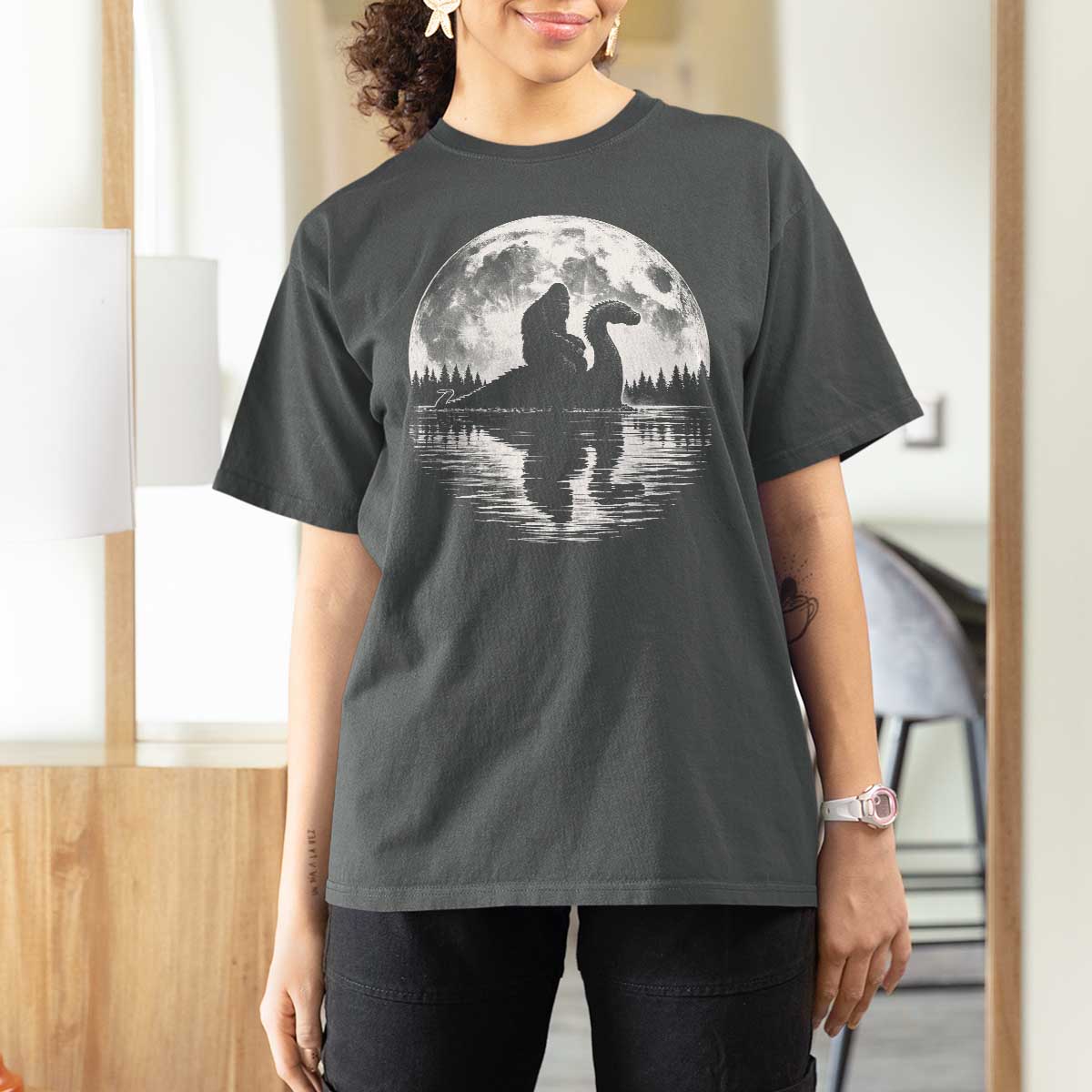 Funny Bigfoot Loch Ness Monster T Shirt For Women Retro Sasquatch Nessie Funny Cryptid Moon