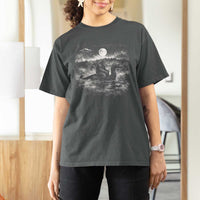 Bigfoot Loch Ness Monster T Shirt For Women Funny Retro Sasquatch Nessie Funny Cryptid Vintage Graphic