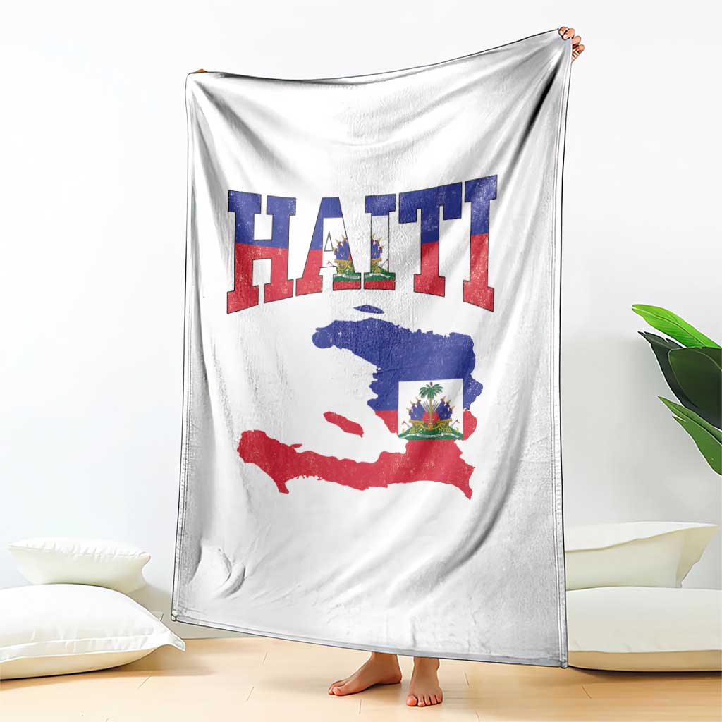 Haiti Pride Throw Blanket Retro Vintage Haitian Flag Map Pride Graphic