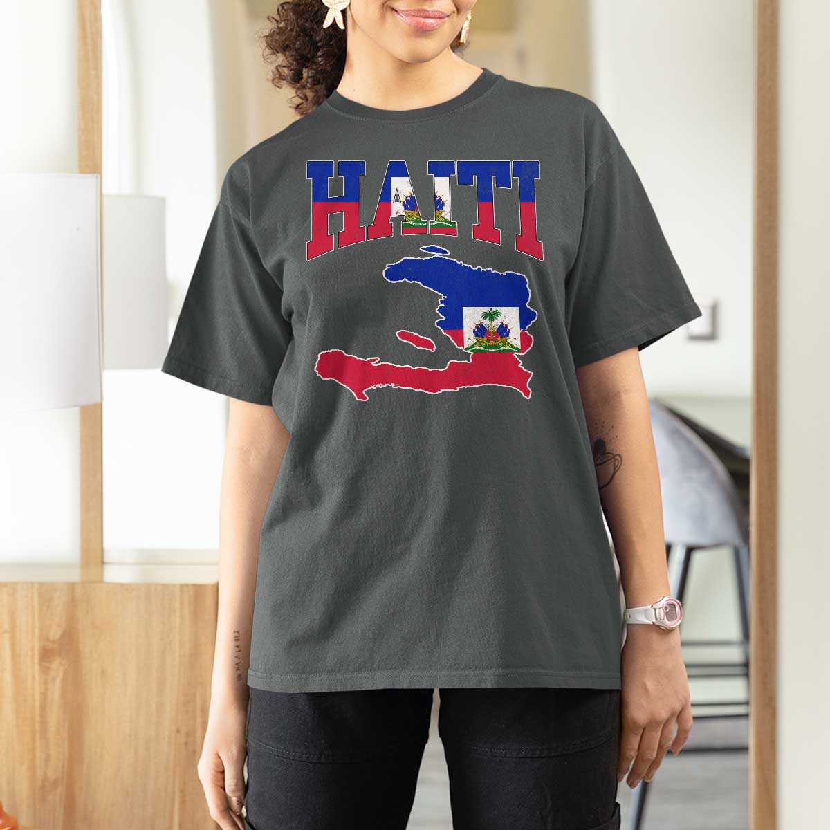 Haiti Pride T Shirt For Women Retro Vintage Haitian Flag Map Pride Graphic