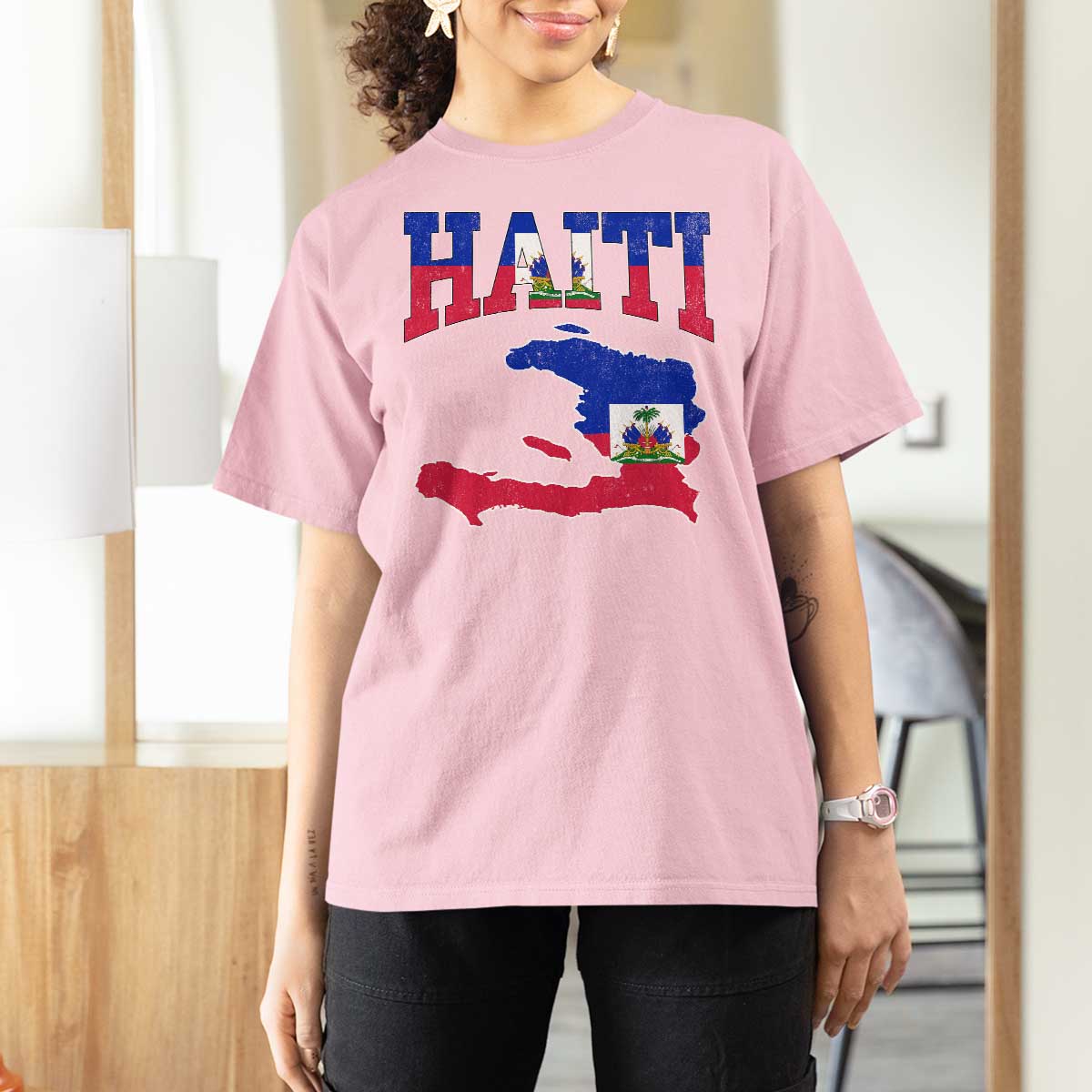 Haiti Pride T Shirt For Women Retro Vintage Haitian Flag Map Pride Graphic