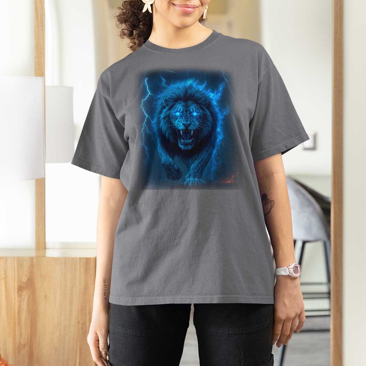 Vintage Classic Blue Lion Bootleg Graphic T Shirt For Women - Wonder Print Shop