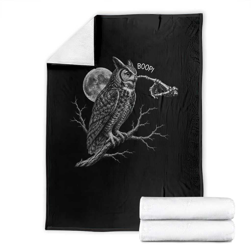 Skeleton Hand Boop Owl Throw Blanket Funny Spooky Halloween Moon Graphic