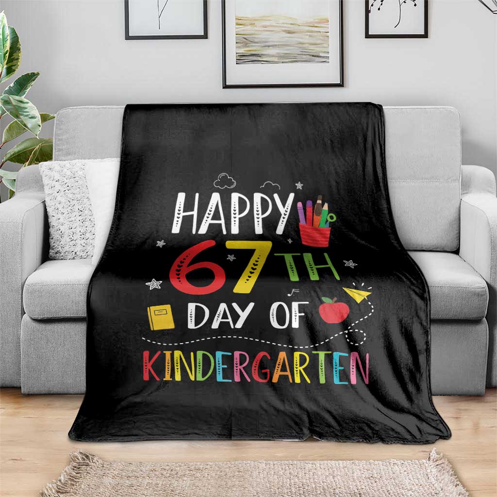 67 Days Of Kindergarten Throw Blanket Happy 67th Day Of School Teachers Student Meme - Wonder Print Shop