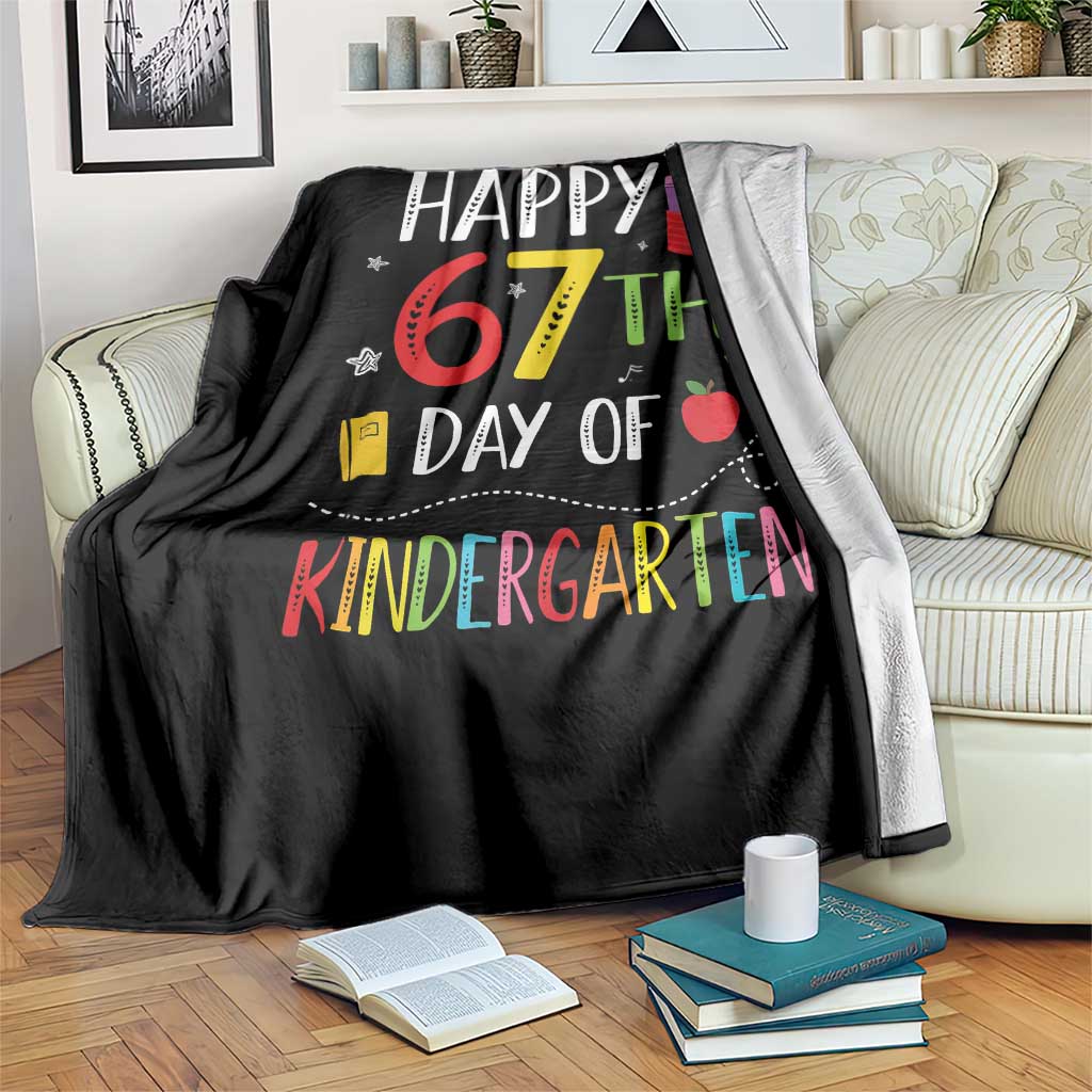 67 Days Of Kindergarten Throw Blanket Happy 67th Day Of School Teachers Student Meme - Wonder Print Shop
