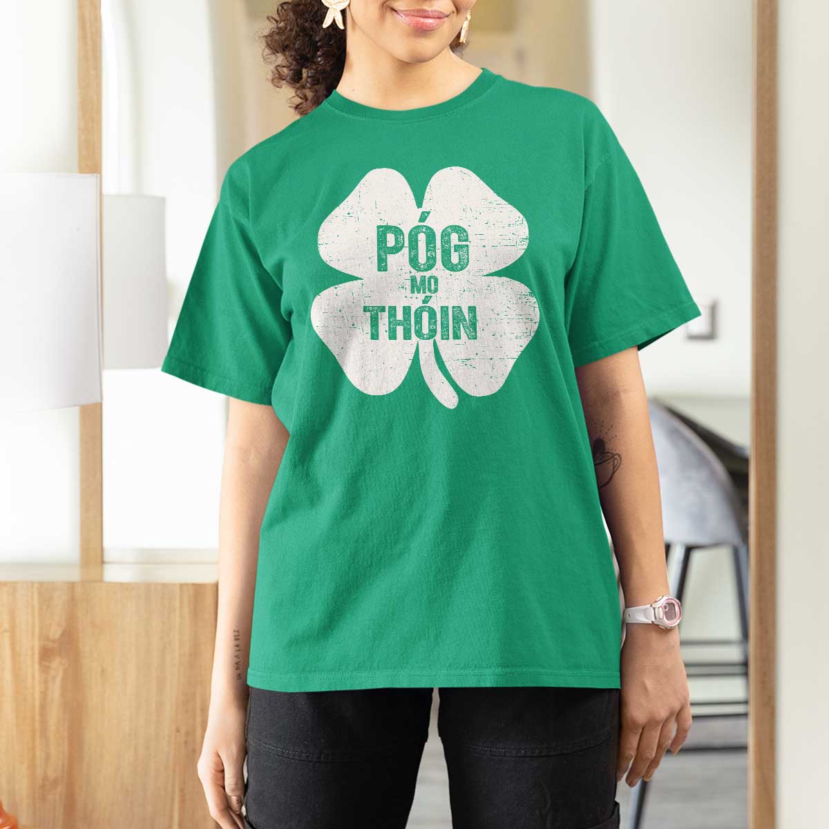 Funny Irish St Patricks Day T Shirt For Women Shamrock Gaelic Saying Pog Mo Thoin