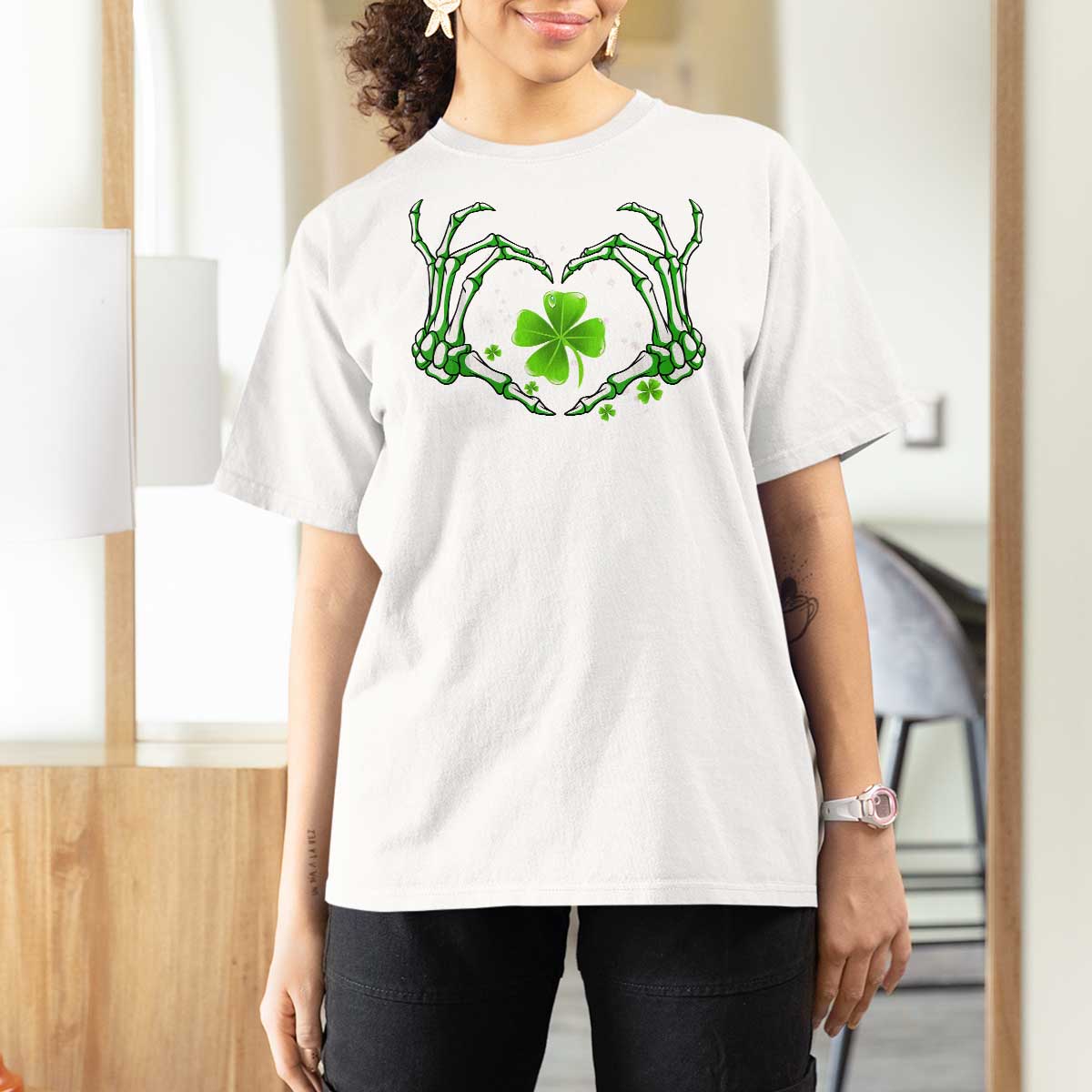 Skeleton Hand Heart Shamrock St Patricks Day T Shirt For Women