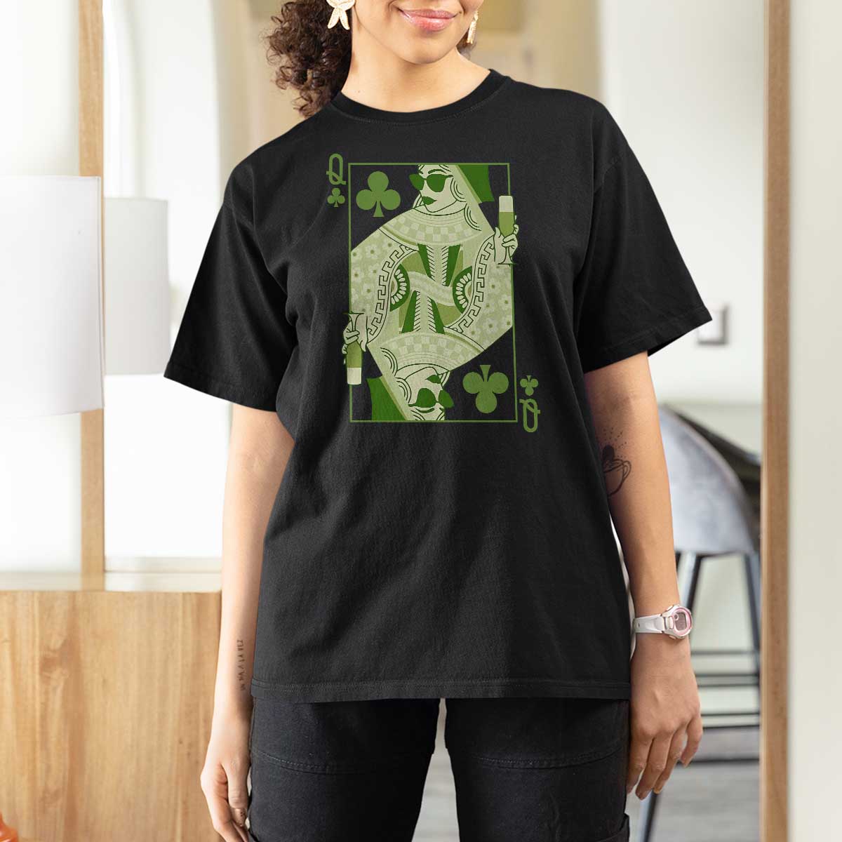 St. Patrick's Day Pub T Shirt For Women Queen of Clubs Fun Green Pub