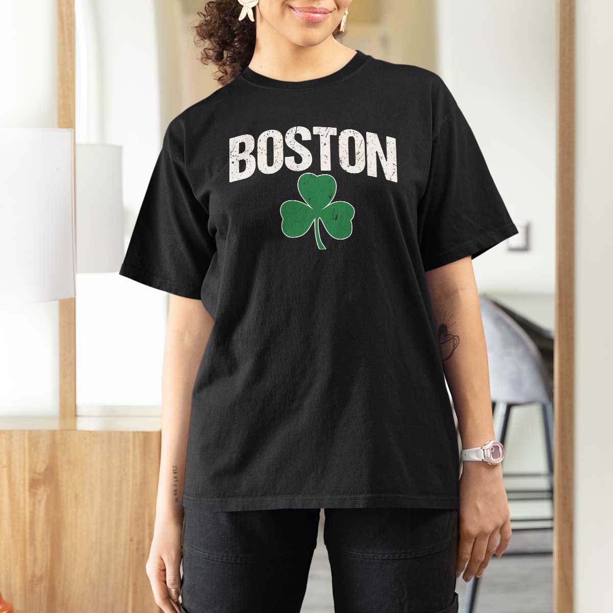 Boston T Shirt For Women St Patricks Day Irish Green Shamrock Massachusetts