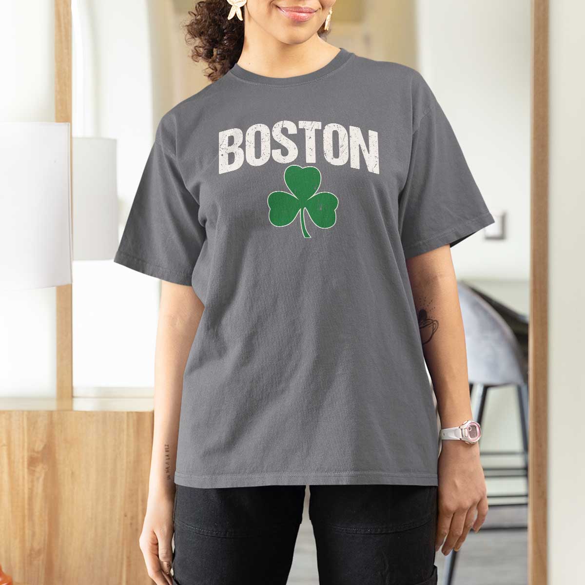 Boston T Shirt For Women St Patricks Day Irish Green Shamrock Massachusetts