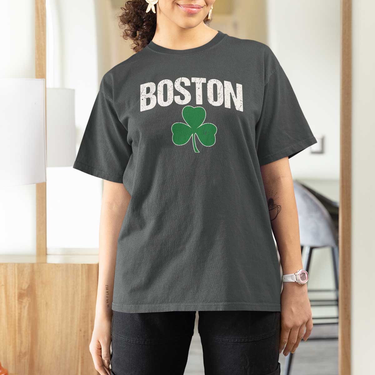 Boston T Shirt For Women St Patricks Day Irish Green Shamrock Massachusetts