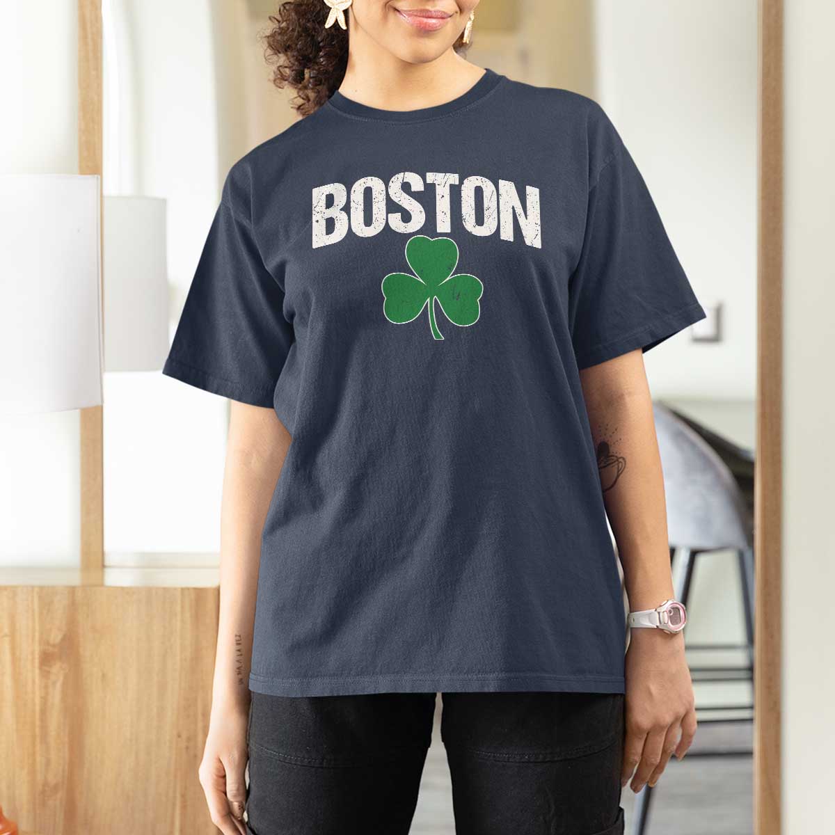 Boston T Shirt For Women St Patricks Day Irish Green Shamrock Massachusetts