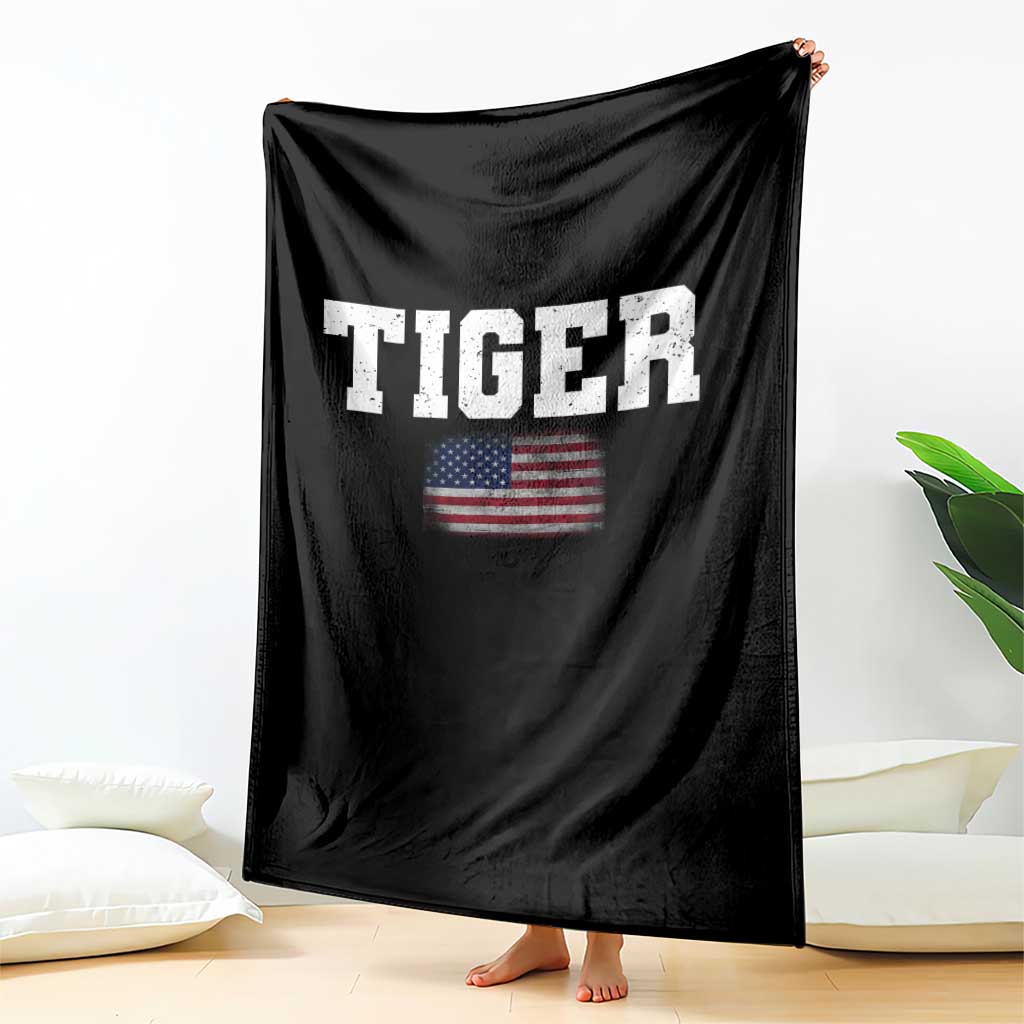 Classic Tigers Throw Blanket Retro Varsity Vintage Sports Team Name USA Flag - Wonder Print Shop