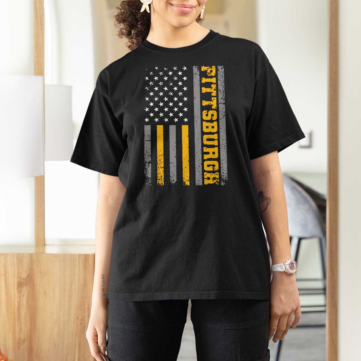 Pittsburgh T Shirt For Women Retro Vintage USA Flag Patriotic American - Wonder Print Shop
