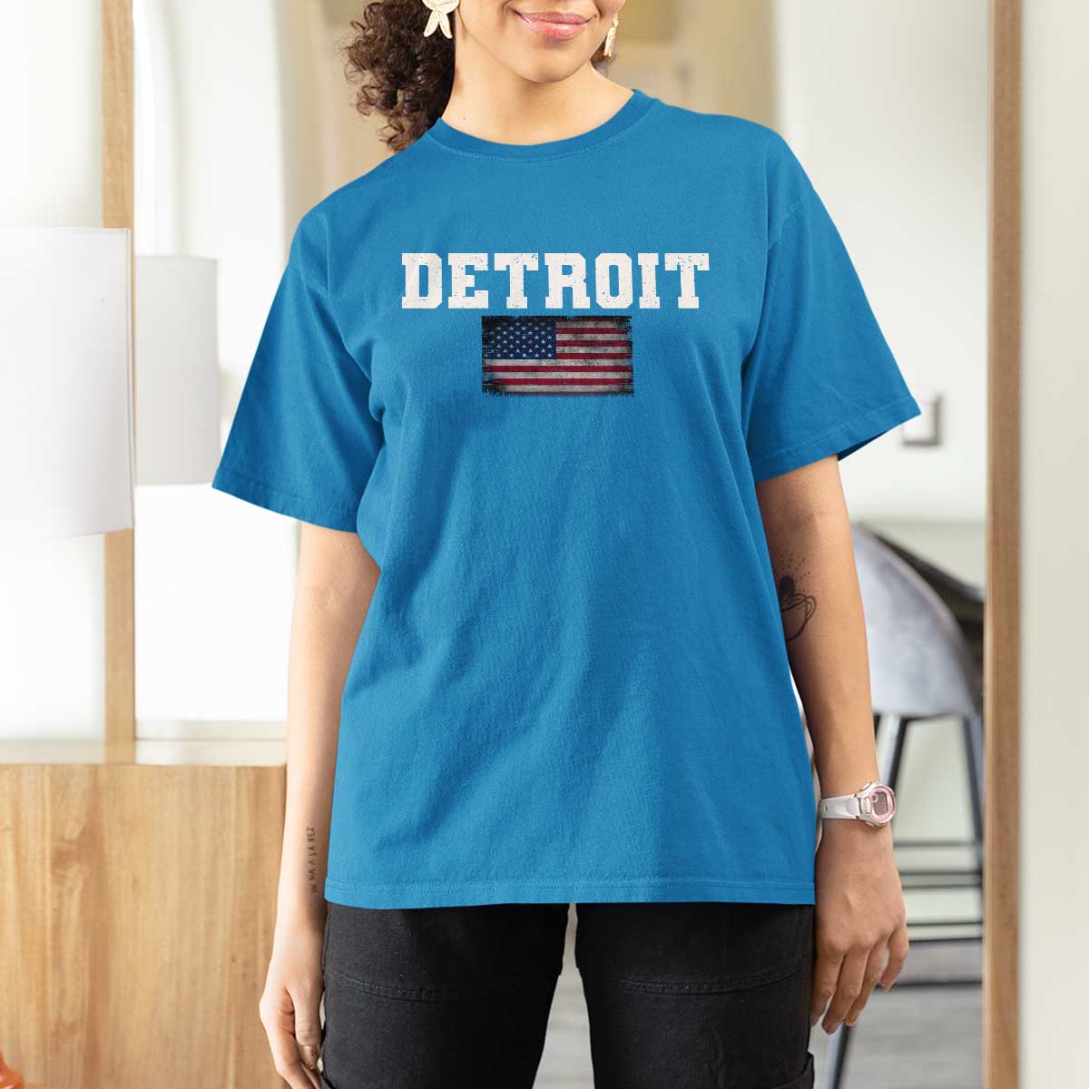 Classic Detroit T Shirt For Women Retro Varsity Vintage Sports Team Name USA Flag - Wonder Print Shop